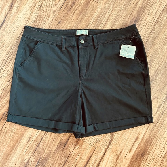 Falls Creek Women’s Jean Shorts- NWT - Picture 1 of 5